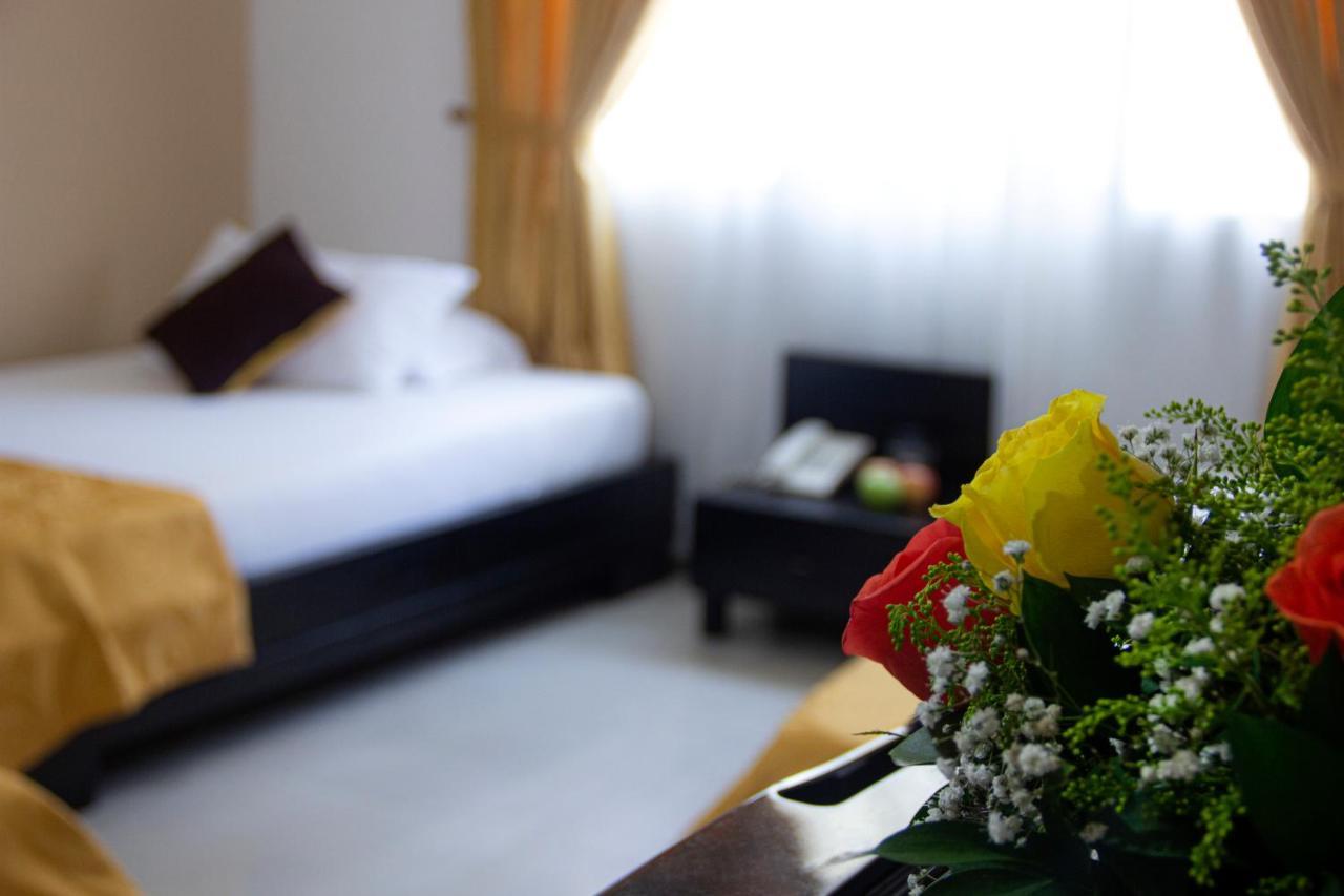 Hotel Plazuela San Ignacio Medellin Ngoại thất bức ảnh