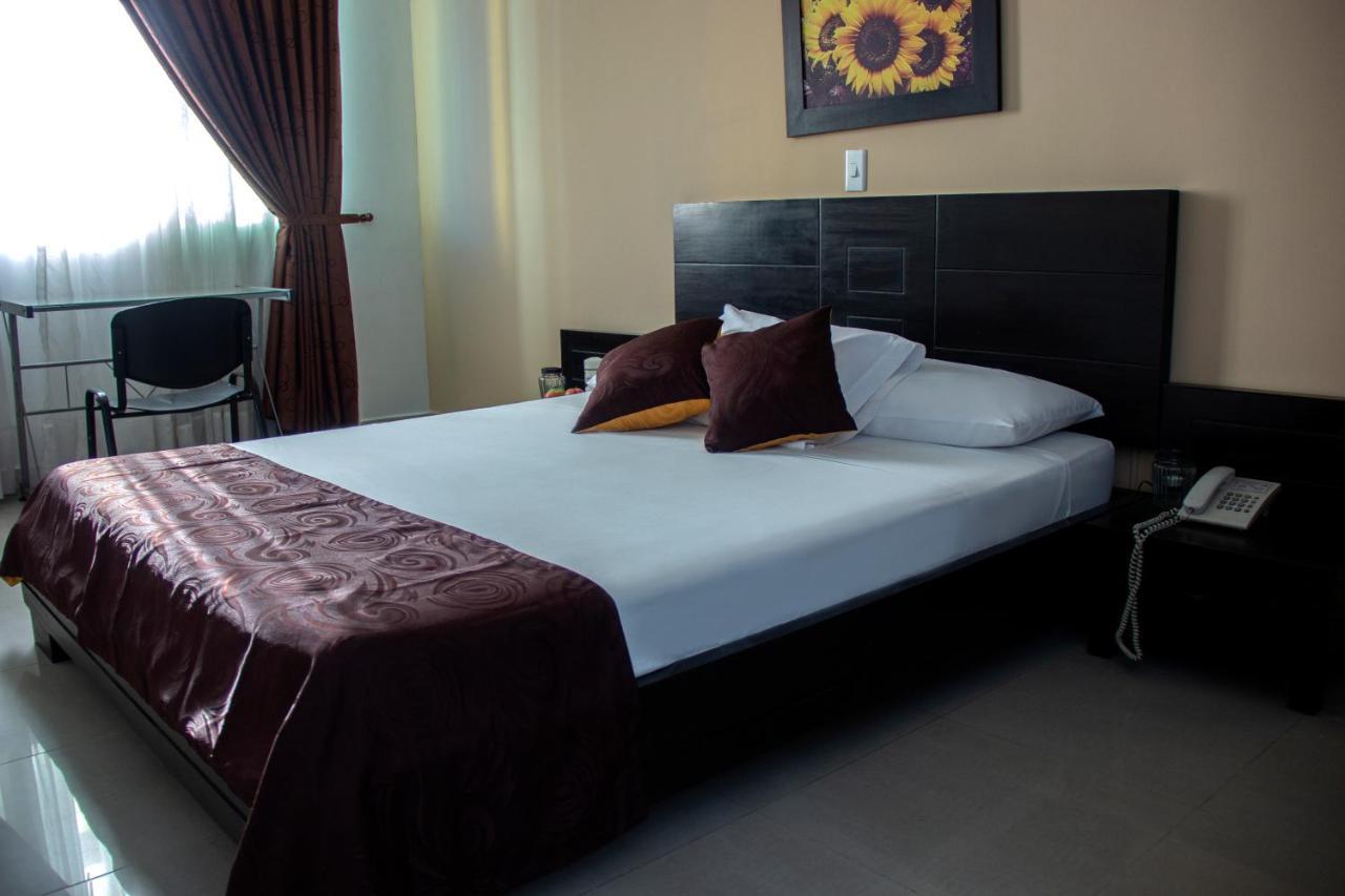 Hotel Plazuela San Ignacio Medellin Ngoại thất bức ảnh