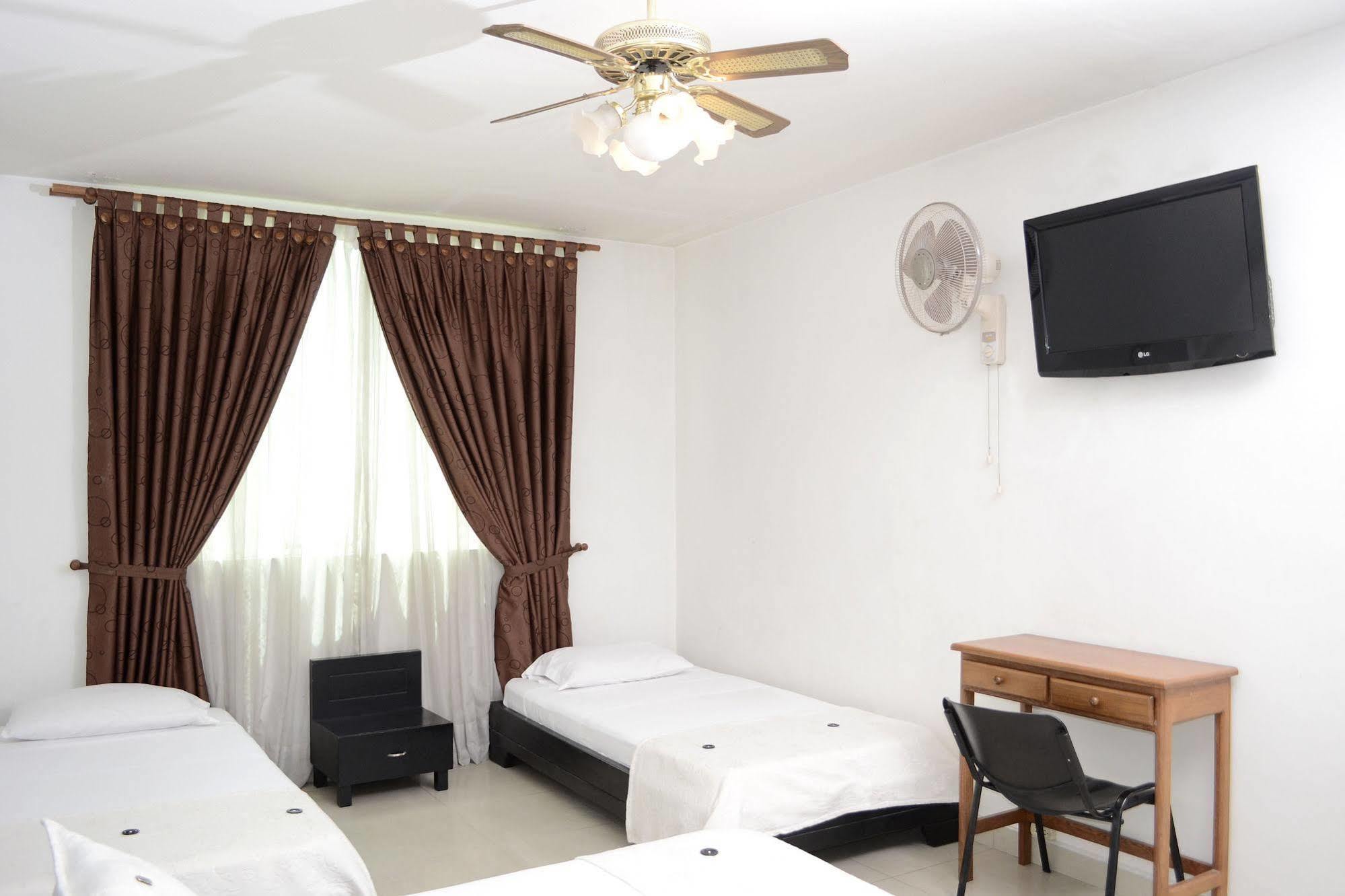 Hotel Plazuela San Ignacio Medellin Ngoại thất bức ảnh